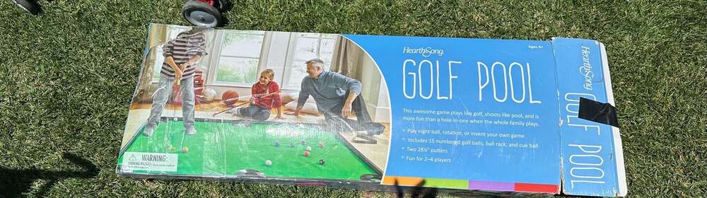 HearthSong Golf Pool Indoor Outdoor Family Putting Mat Game